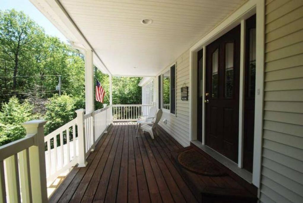 Beautiful Spacious Home W/ Game Room. Gilford Buitenkant foto